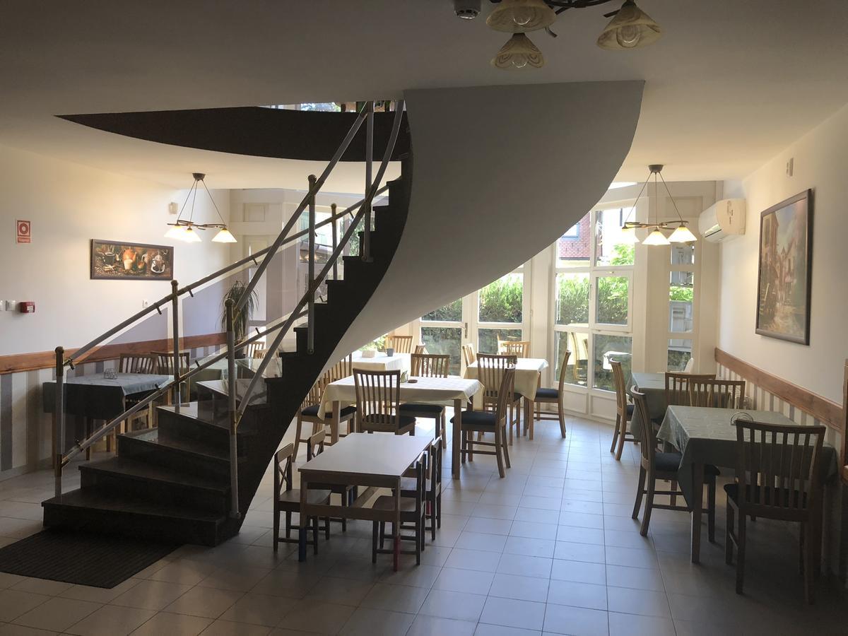 Zoeldteto Panzio Bed & Breakfast บาลาตอนฟือเรด ภายนอก รูปภาพ
