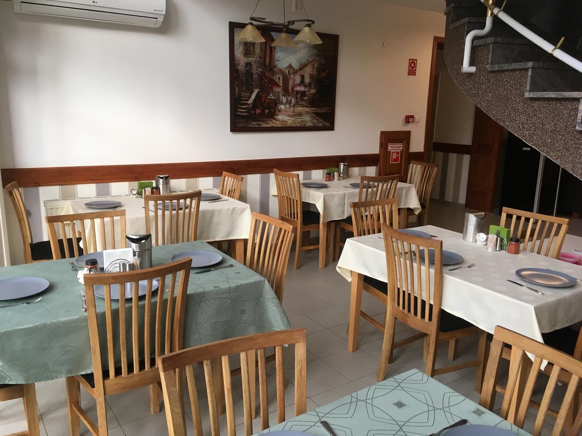 Zoeldteto Panzio Bed & Breakfast บาลาตอนฟือเรด ภายนอก รูปภาพ